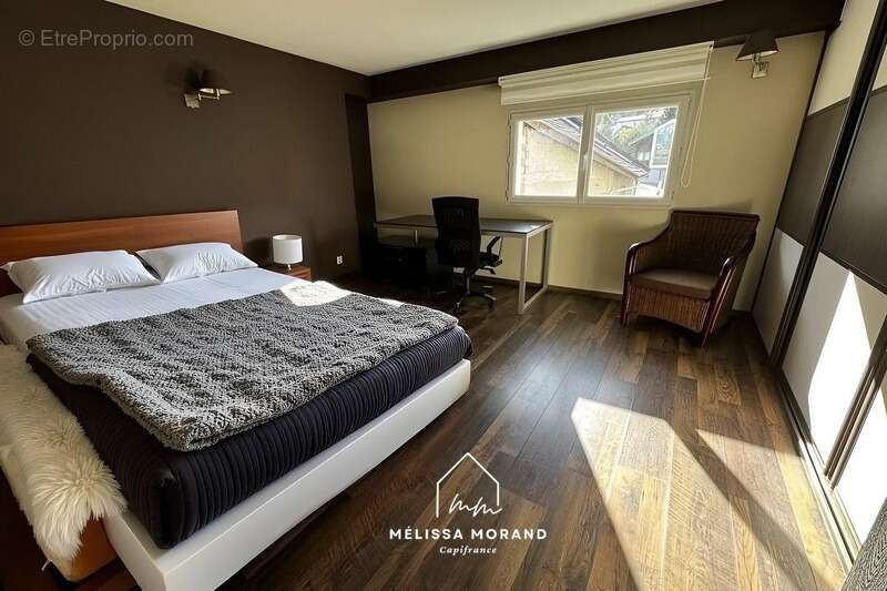 Appartement à ALLONZIER-LA-CAILLE