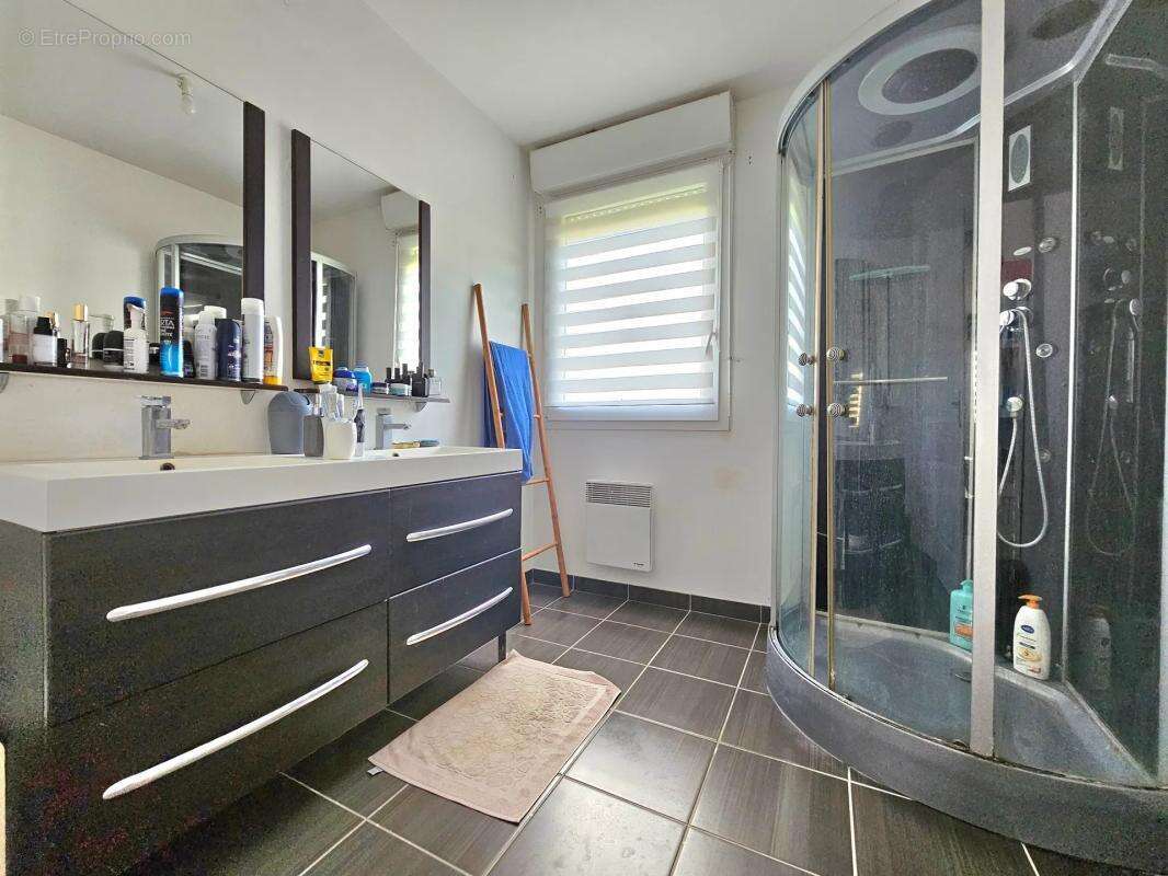 Maison à FERRIERES-EN-GATINAIS