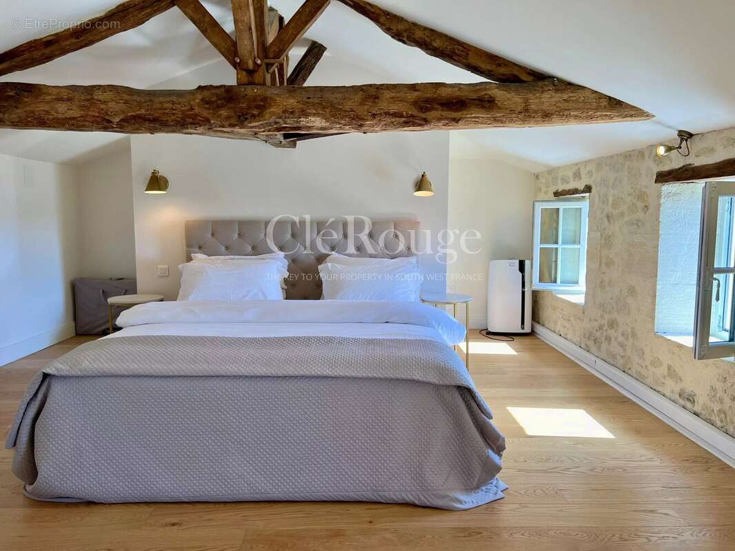 Maison à MONSEGUR