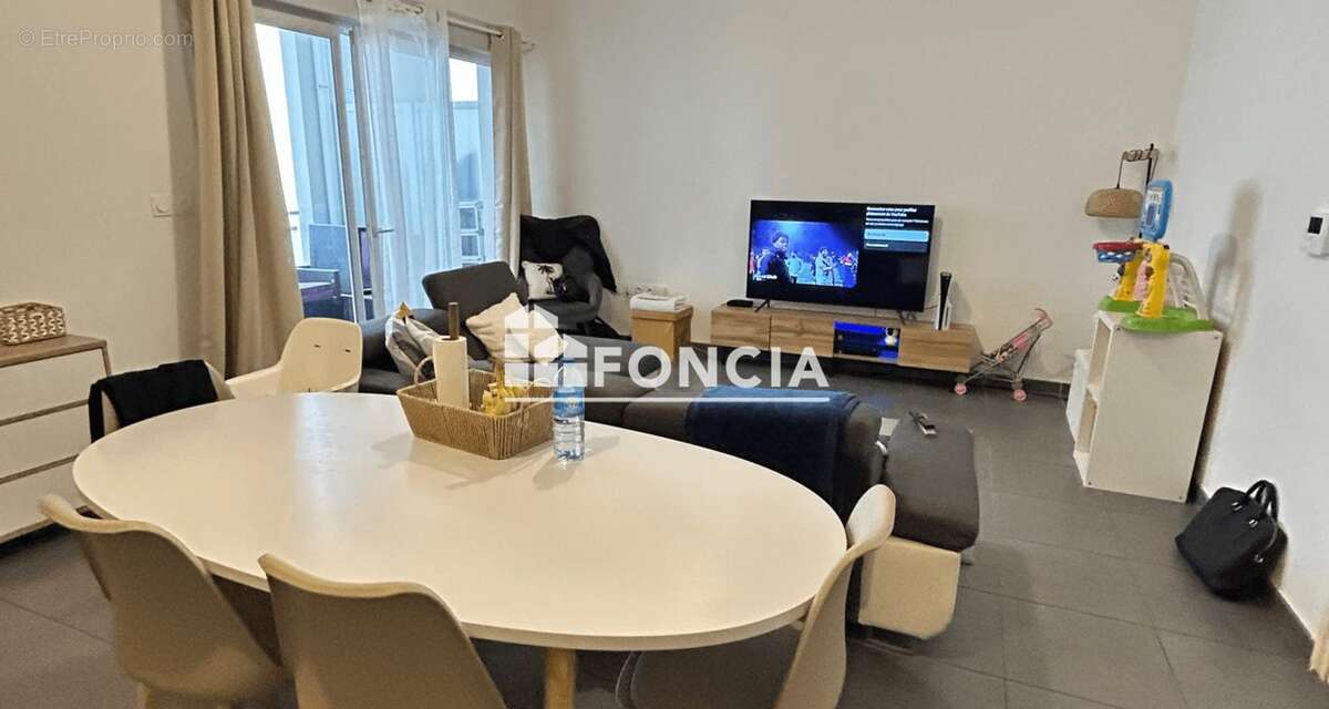 Appartement à MARSEILLE-2E
