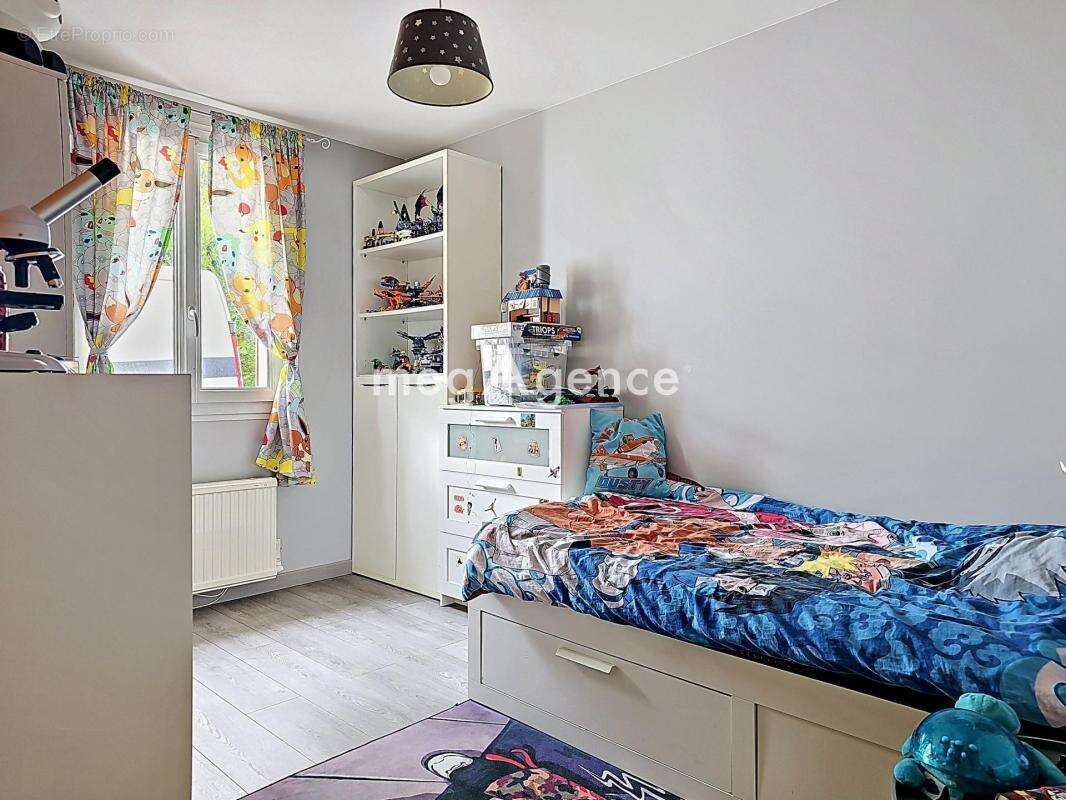 Maison à FLINS-SUR-SEINE