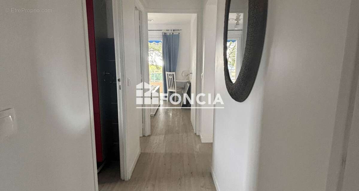 Appartement à BORMES-LES-MIMOSAS