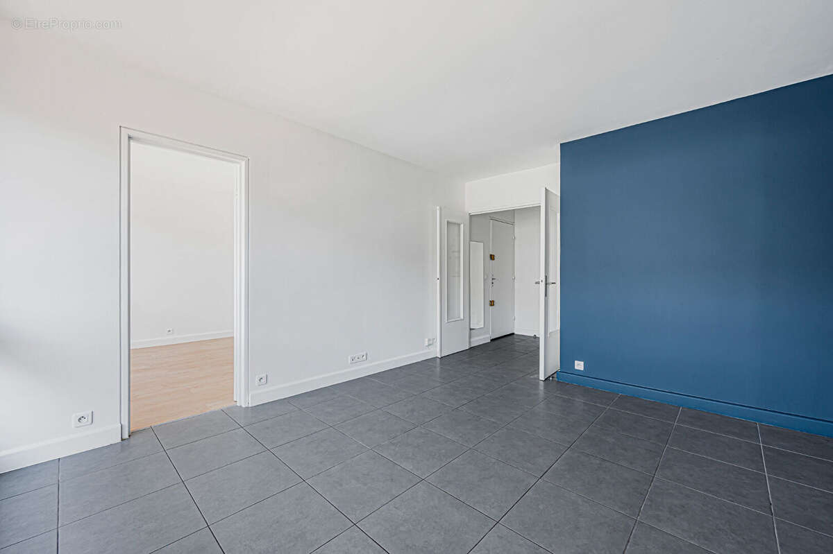 Appartement 2 pièces lumineux - Ligne 13  Etienne Dolet - Balcons - photo 11