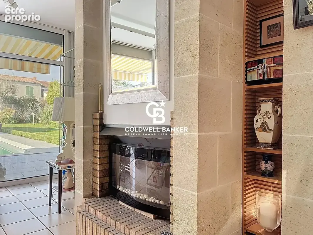 Une Oasis Confidentielle avec Piscine et Garage au Cœur de La Rochelle - photo 7