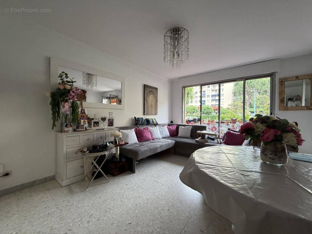 Appartement à MENTON