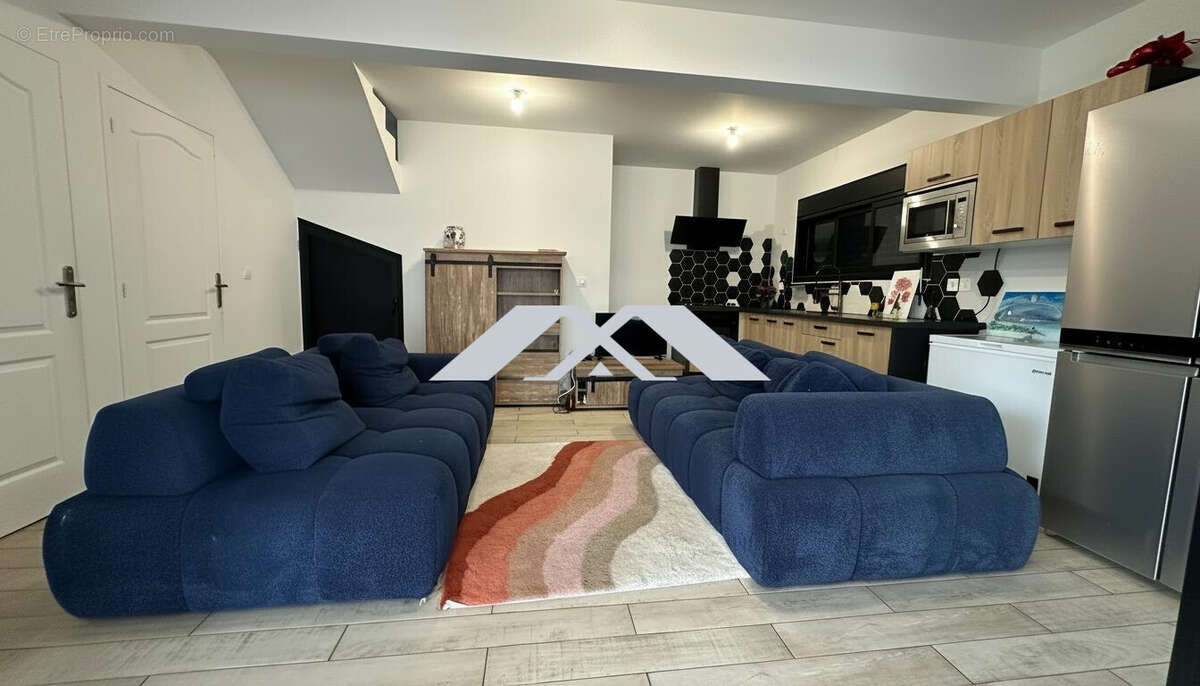 Maison 69 m² à Le Tampon  - photo 4