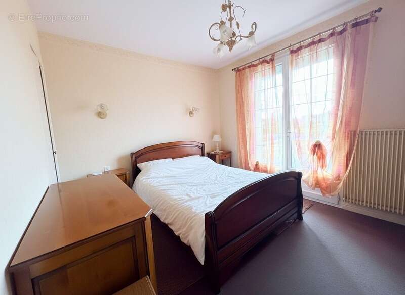 Maison à LA SUZE-SUR-SARTHE