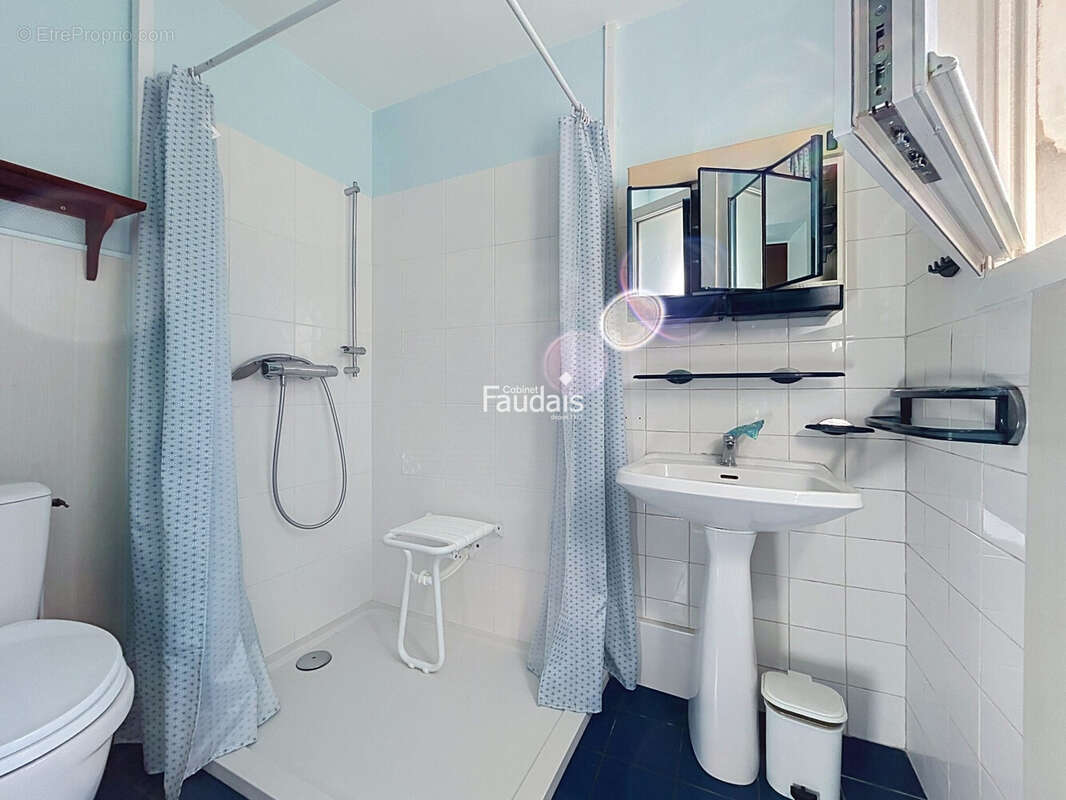 Maison 79 m² à Barneville-Carteret  - photo 9