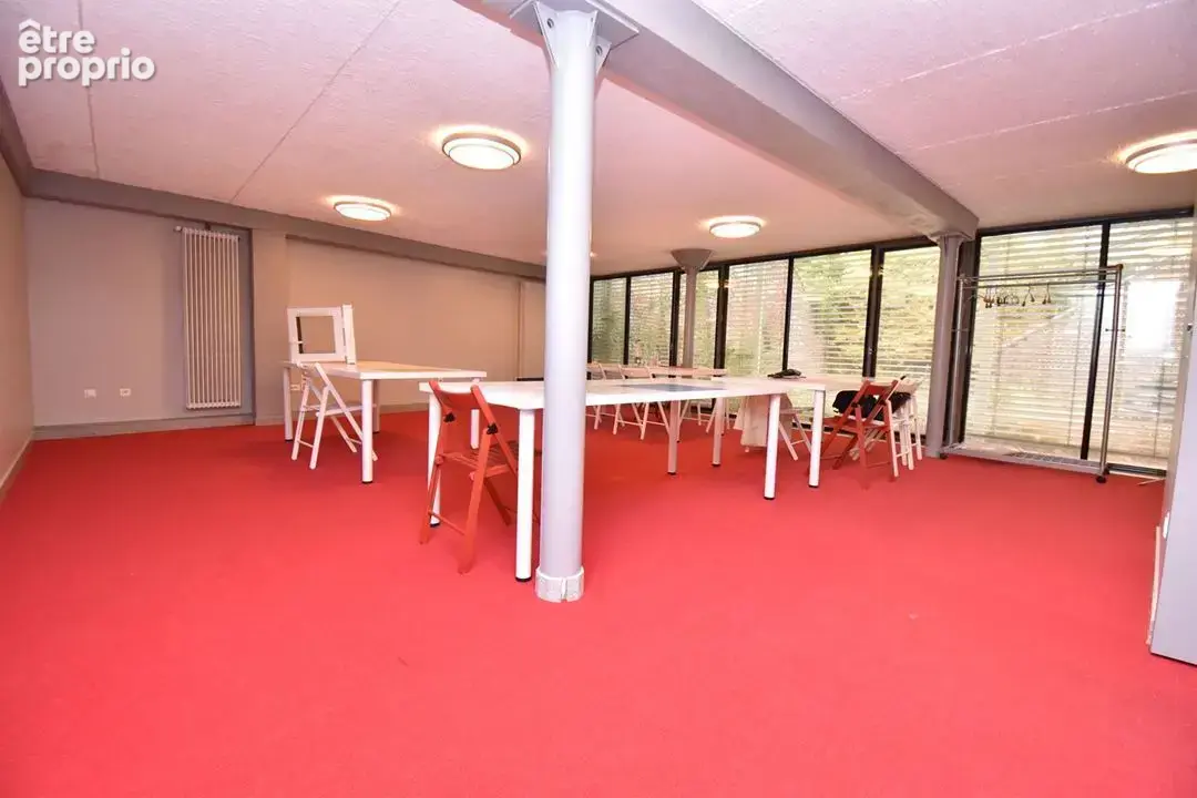 Maison 556 m² à Valenciennes  - photo 5