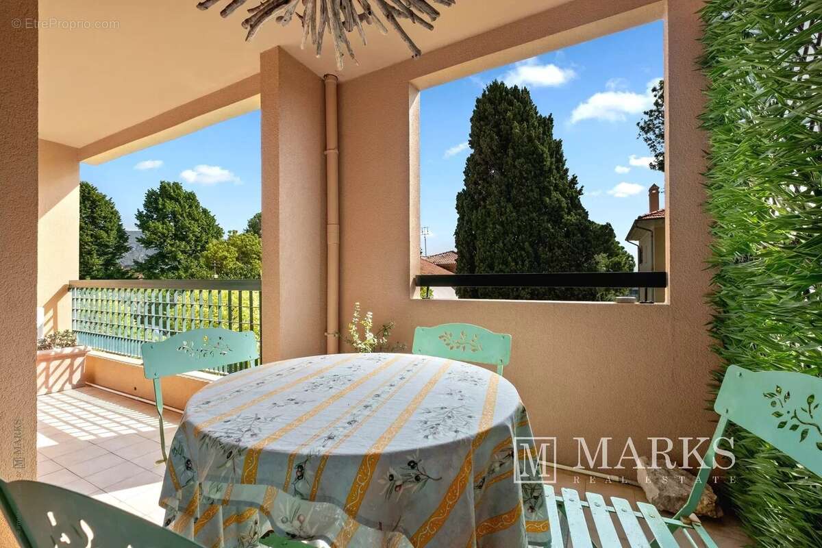 Appartement moderne de 2 pièces avec terrasse et piscine en copropriété - photo 13
