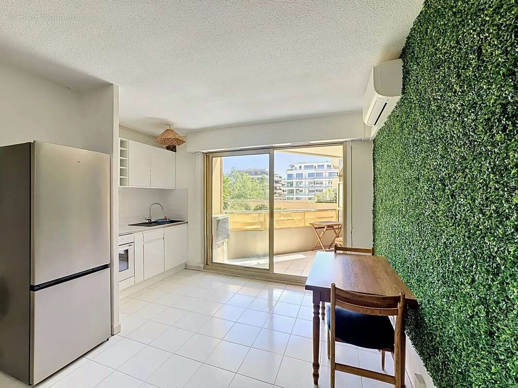 Appartement à CAGNES-SUR-MER