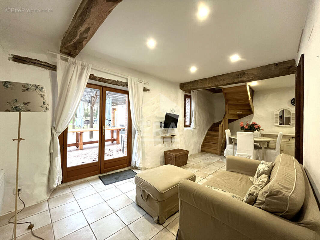 Maison à BUZON