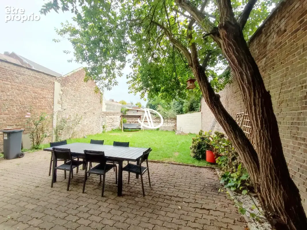 Maison de caractere 4 chambres jardin garage cave - photo 13