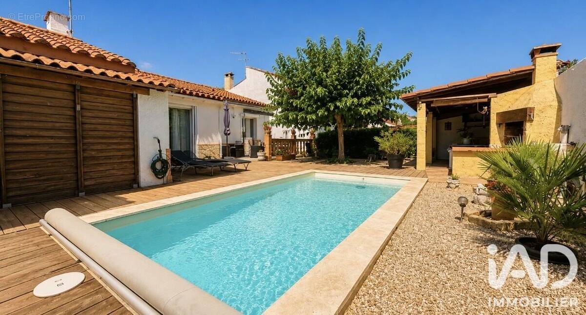 Photo 1 - Maison à PEYRESTORTES