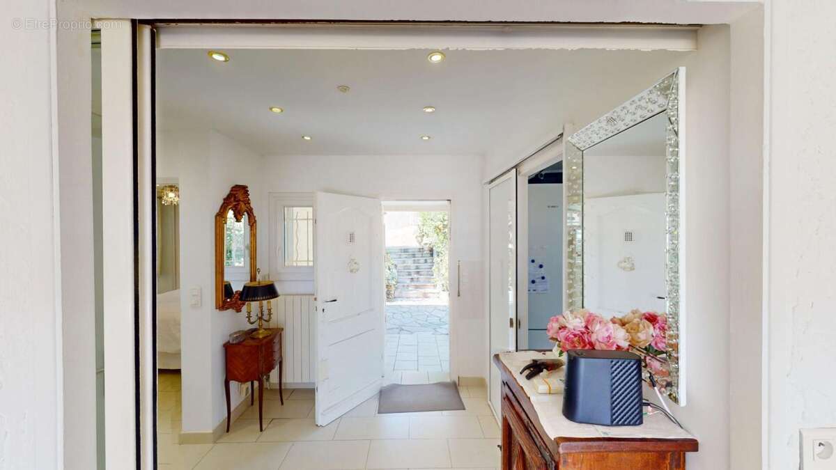 Villa 150m² - anthéor - vue mer panoramique - domaine privé - photo 9