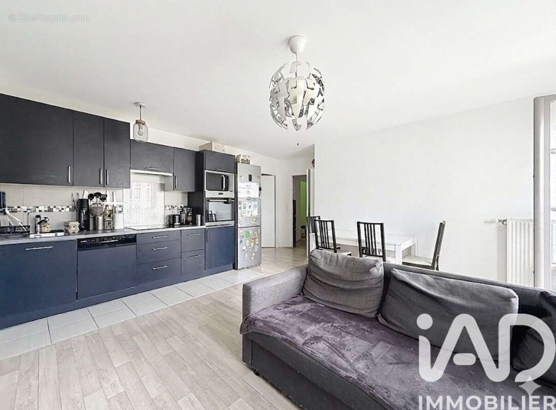 Photo 3 - Appartement à CHOISY-LE-ROI