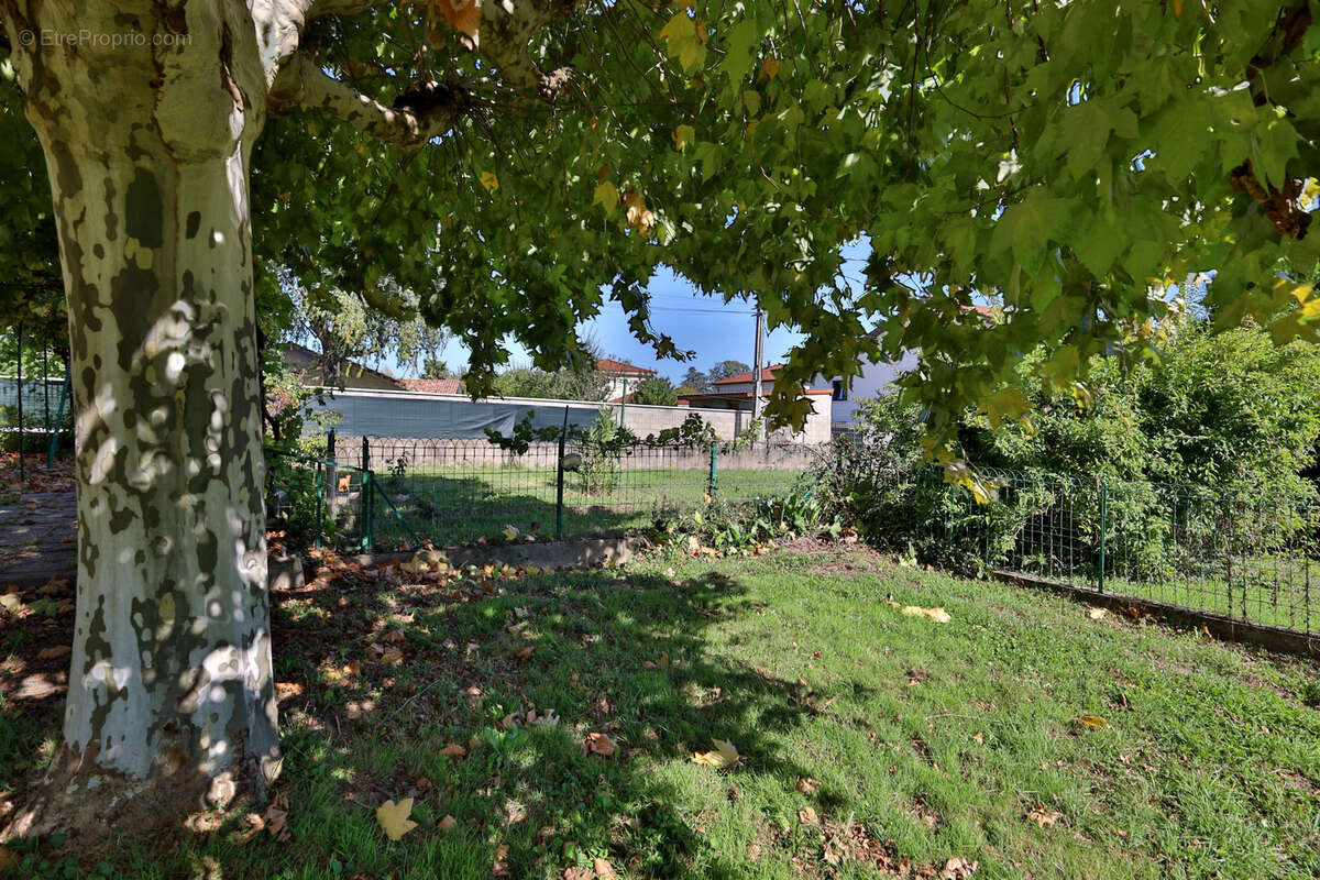 Maison à OYTIER-SAINT-OBLAS