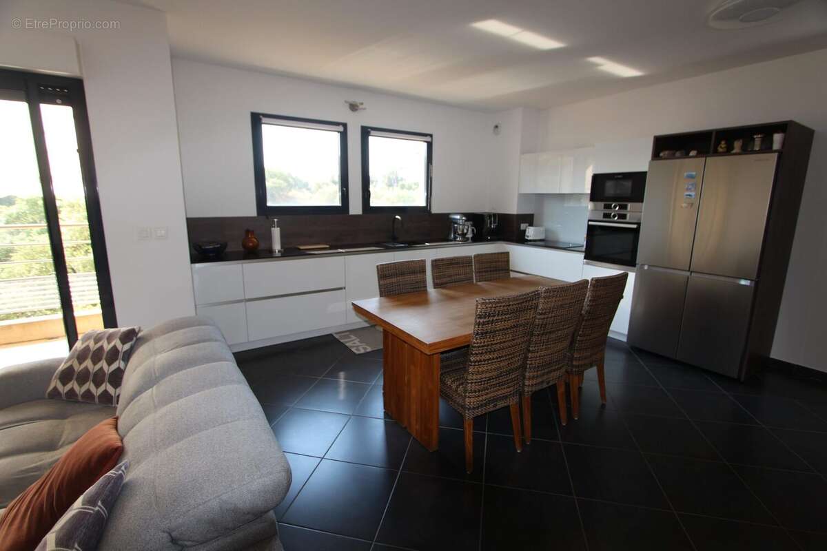 Appartement 69 m² à Ajaccio  - photo 6