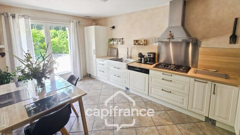 Maison à vendre 6 pièces CHALON SUR SAONE (71) - photo 4