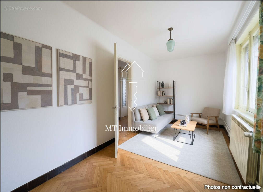 Maison à BEAURAINVILLE