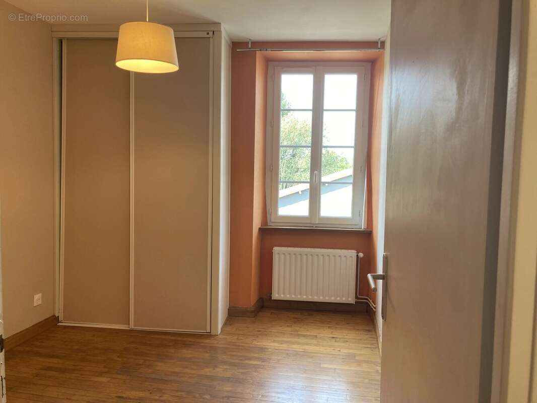 Maison de village avec de vastes espaces de vie - photo 13