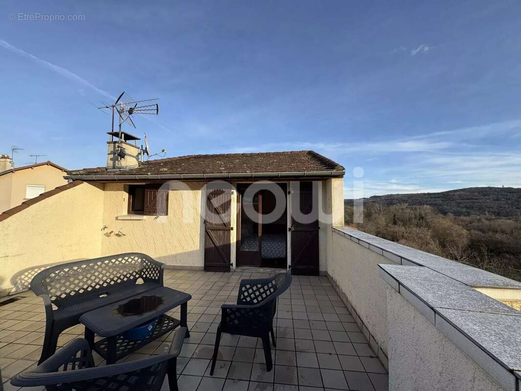 Maison à SAYAT