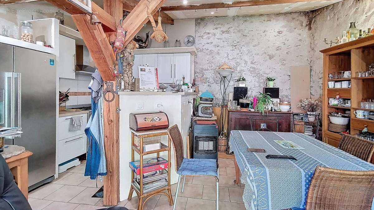 Maison à SUEVRES