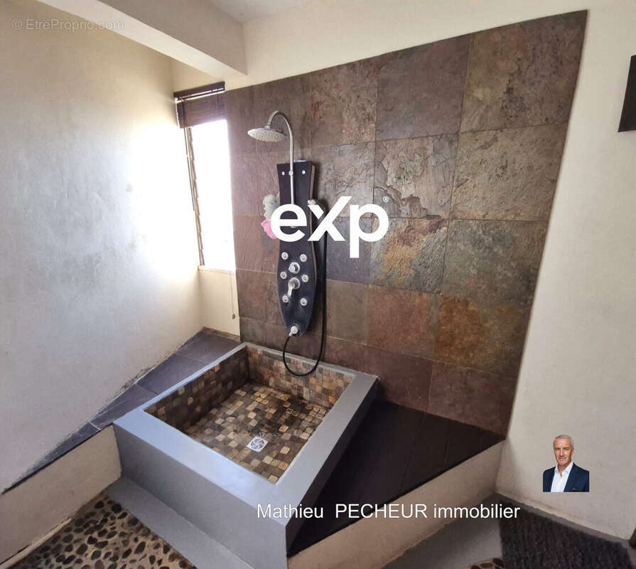 Appartement à SAINT-DENIS