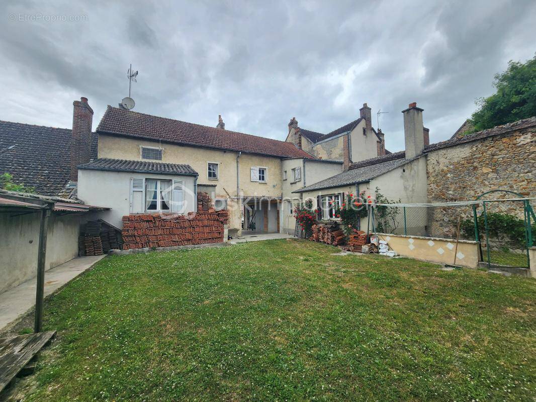 Maison à PONT-SUR-SEINE