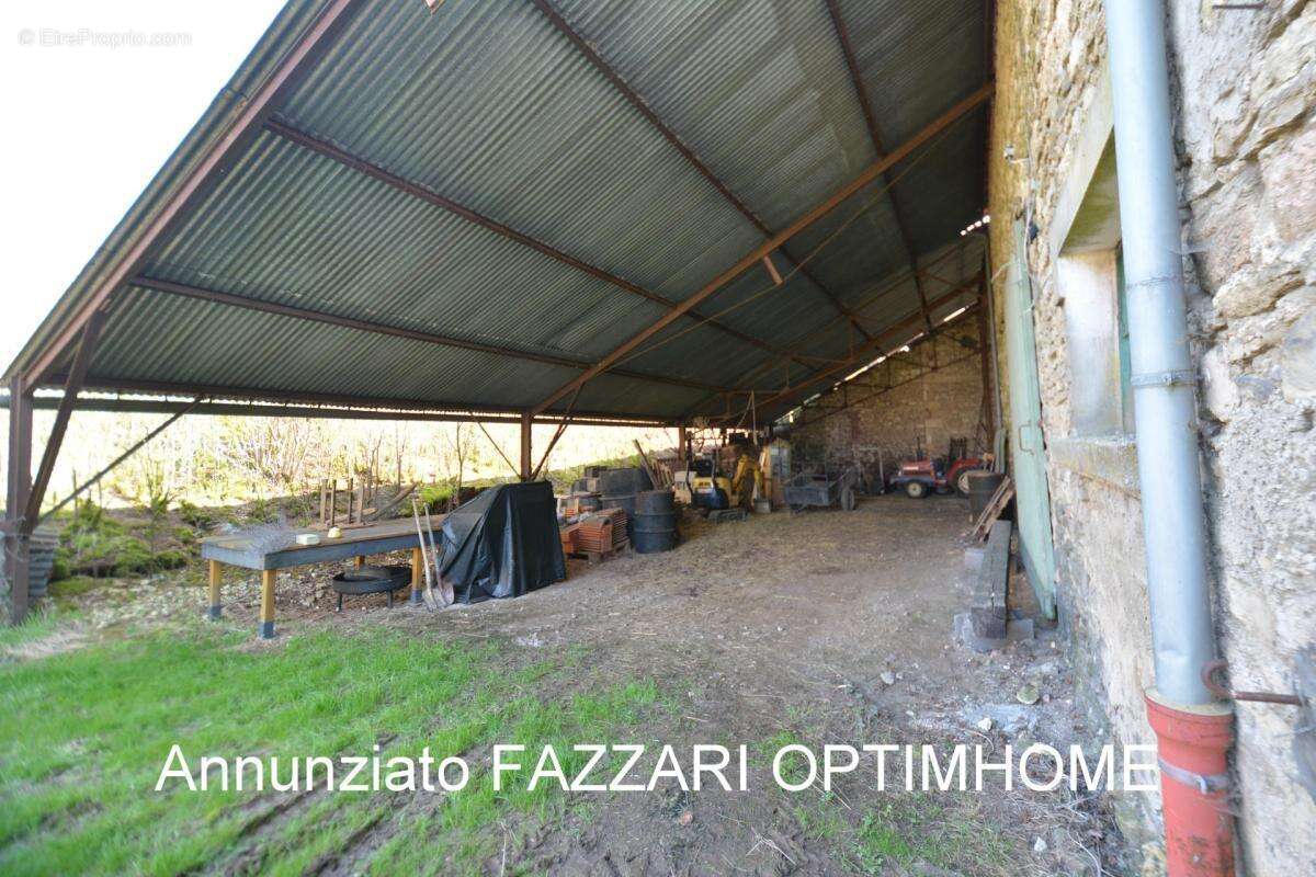 Ancien Corps de ferme de caractère avec dépendances – Terrain de 5960 m² – Proche Belgique & Luxembourg - photo 29