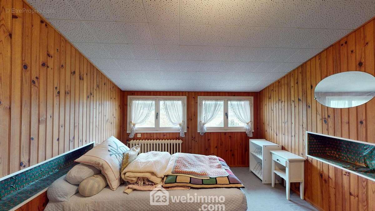 Maison à CHOISY-AU-BAC