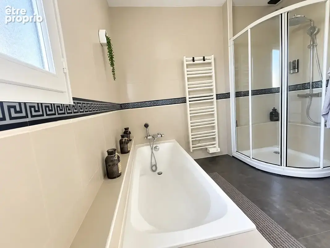 Coup de coeur   superbe maison 138m2 avec piscine, dépendance - photo 14
