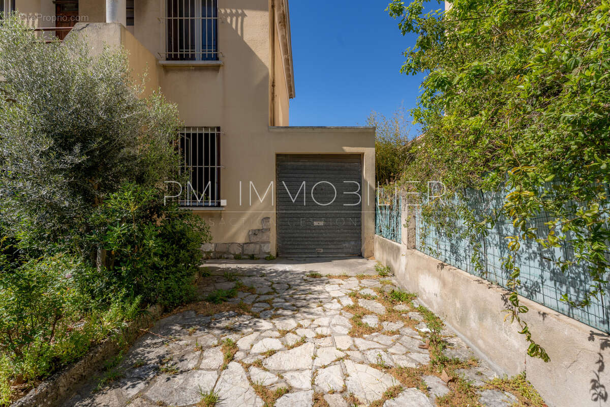 Maison à MARSEILLE-9E