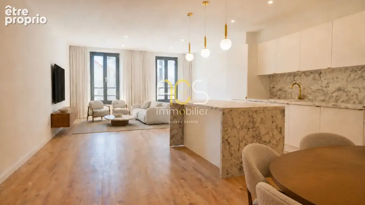 Appartement 4 pièces -  Centre-Ville Saint-Raphaël - Plage à 1min - photo 3