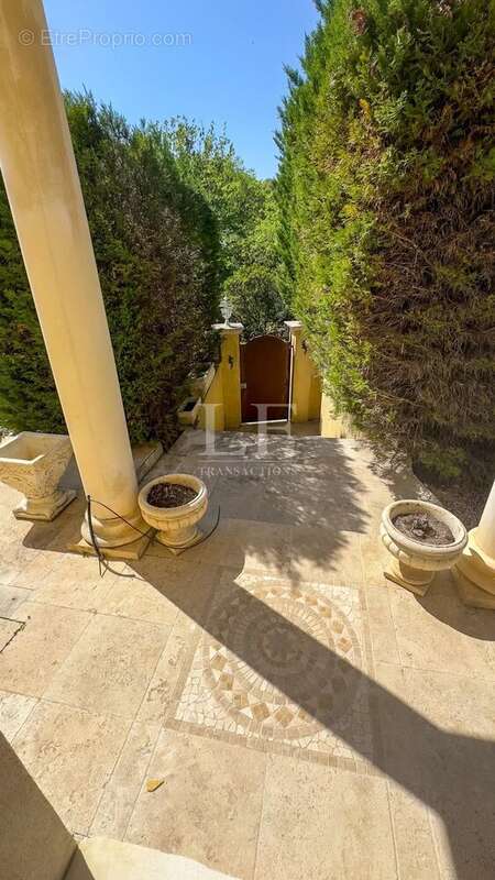 Maison à LES ADRETS-DE-L'ESTEREL