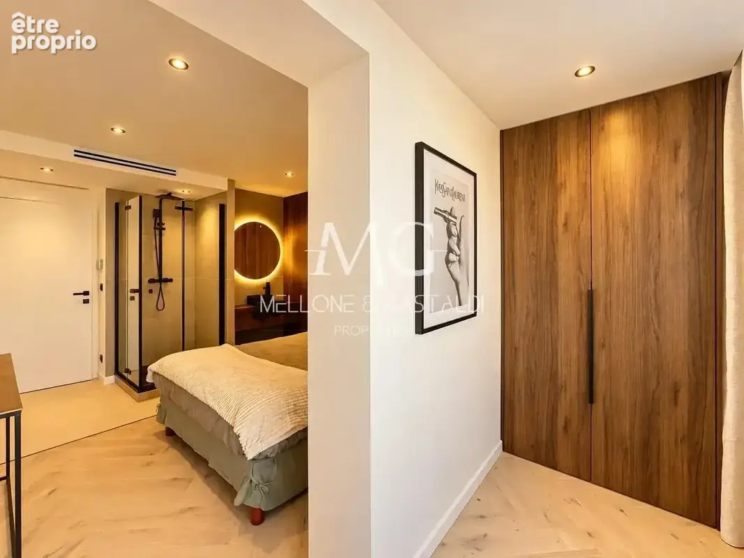 Exclusivité – cannes centre – appartement 4 pièces entièrement rénové avec terrasses, parking et cave - photo 11