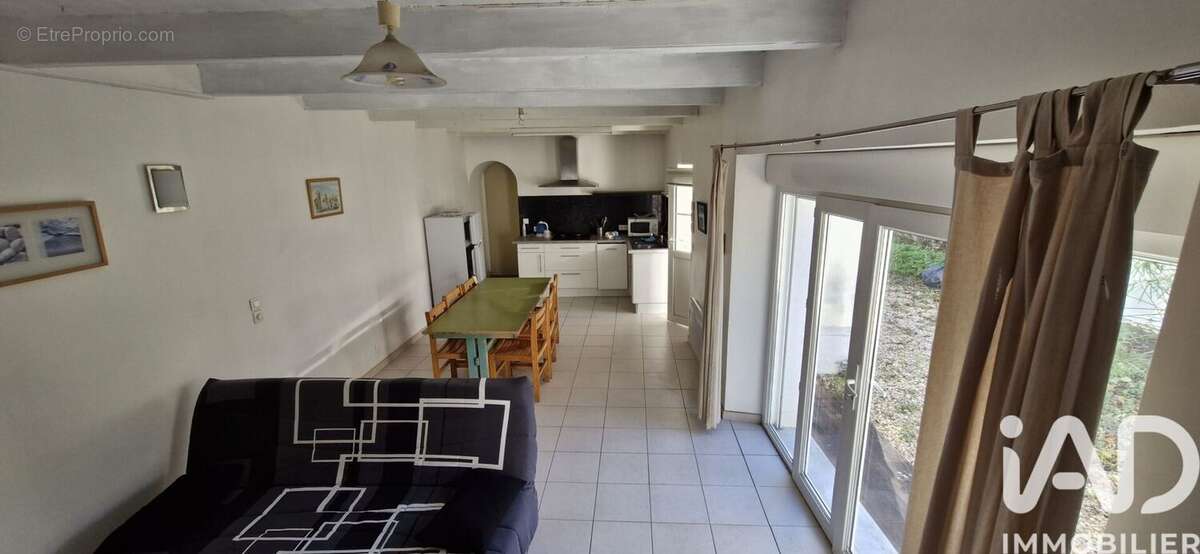 Photo 2 - Maison à SAINT-CHRISTOPHE