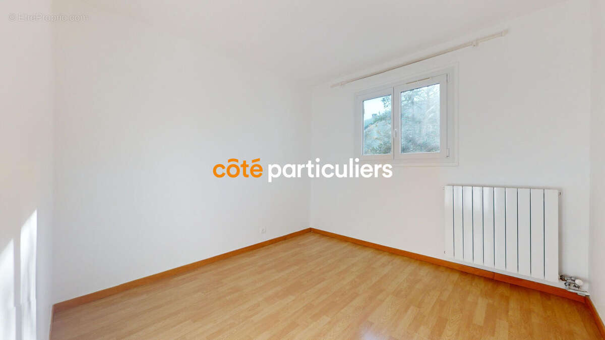 Maison à SAINT-REMY-LES-CHEVREUSE