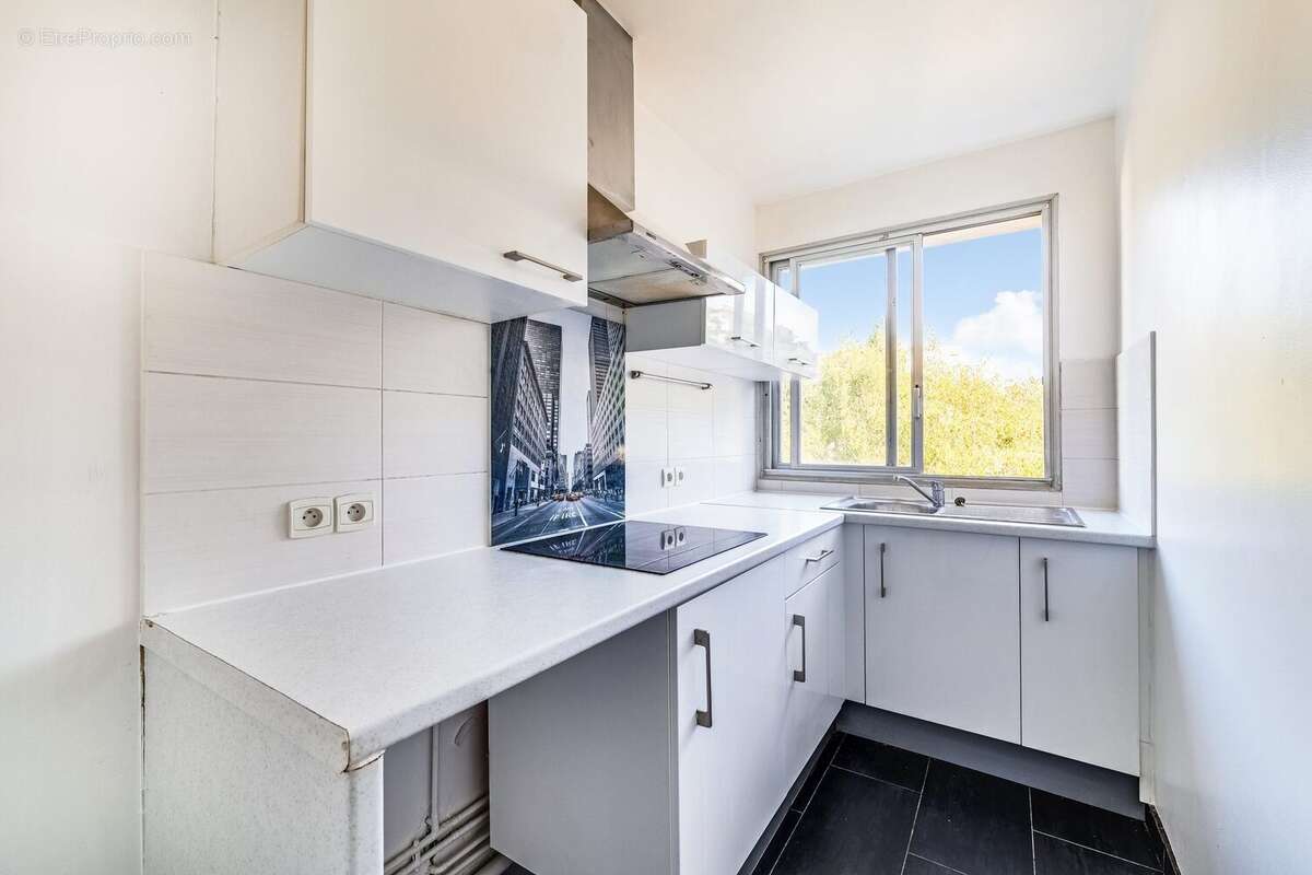 Appartement 42 m² à Courbevoie  - photo 9