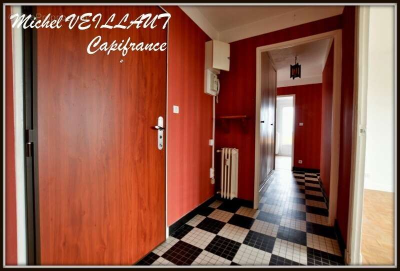 Appartement à YZEURE