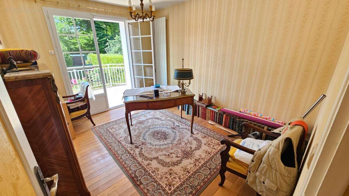 Houdan / Maison de plain-pied au calme avec commodités à pied / 3 chambres - photo 12