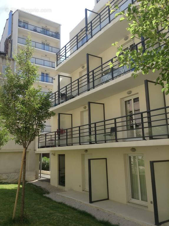 Appartement à MARSEILLE-3E