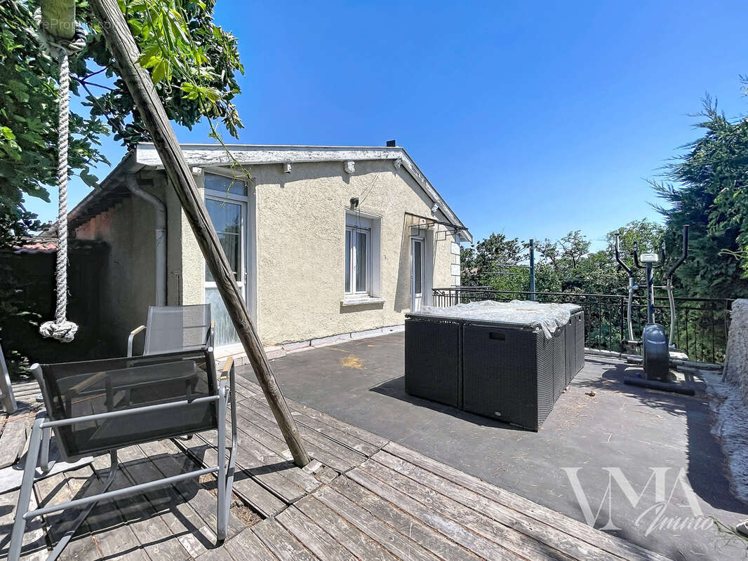 Maison à RILLIEUX-LA-PAPE