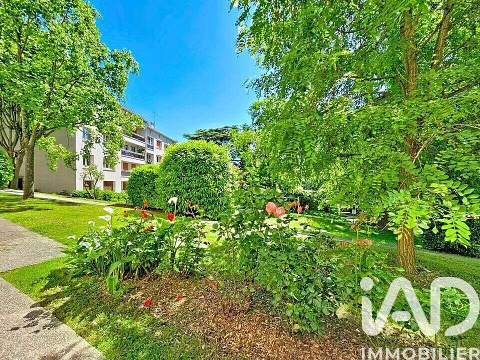 Photo 2 - Appartement à SURESNES