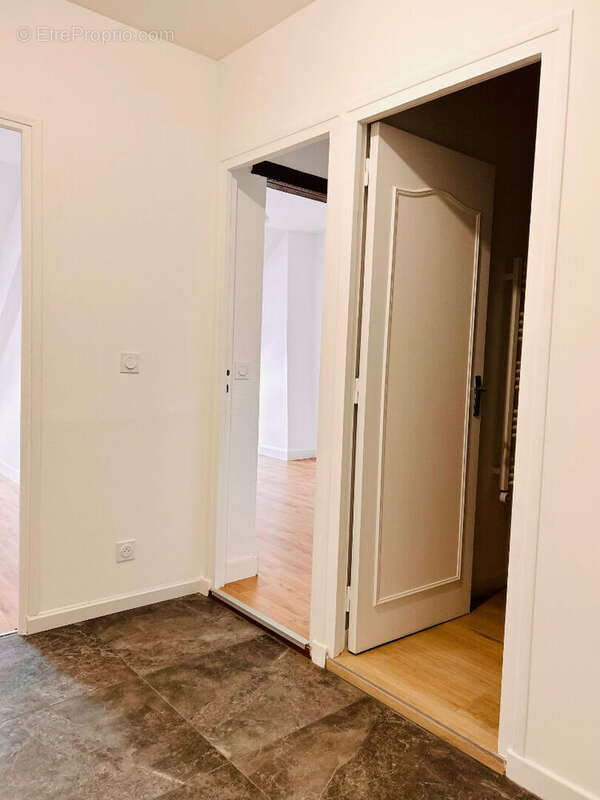 Appartement à PARAY-LE-MONIAL