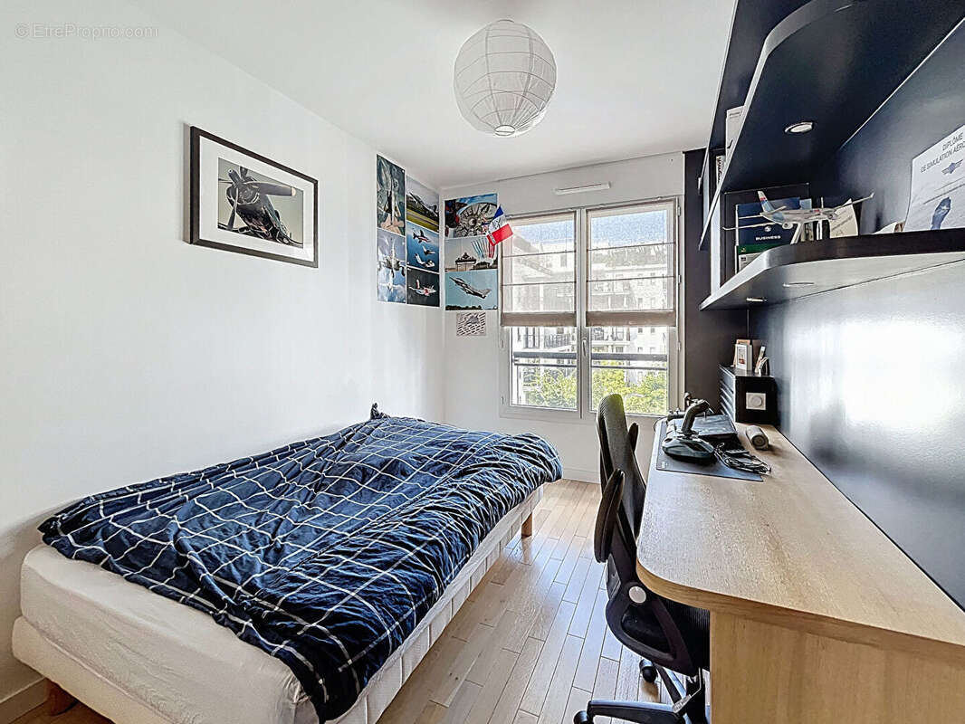 Appartement à SURESNES