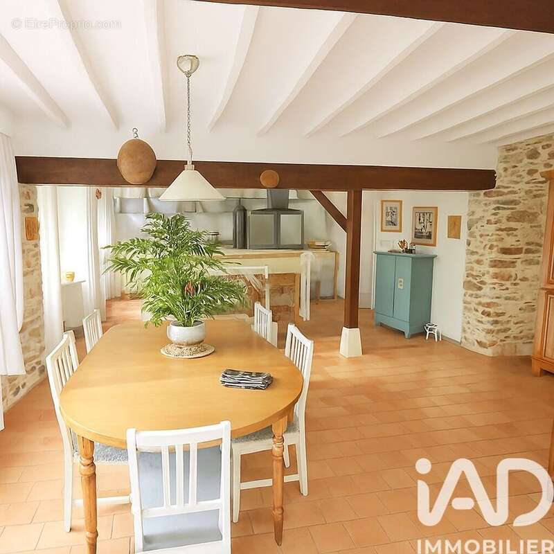 Maison 163 m² à Autheuil-Authouillet  - photo 4