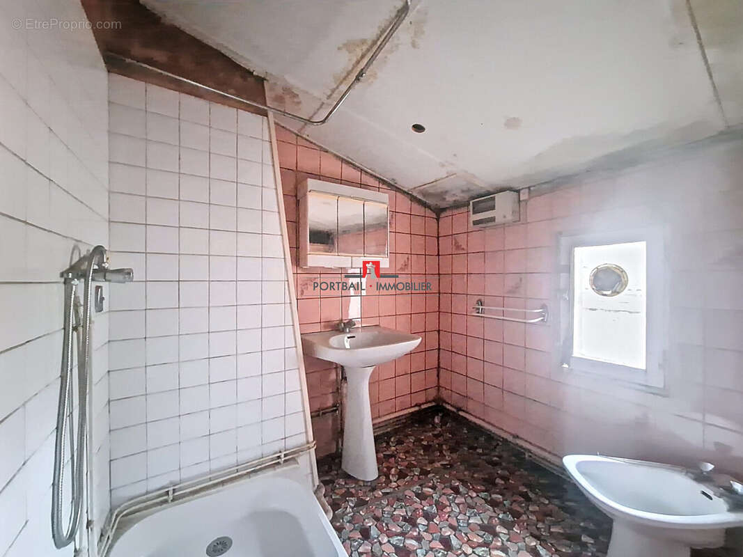 Maison à SAINT-ANDRE-DE-CUBZAC