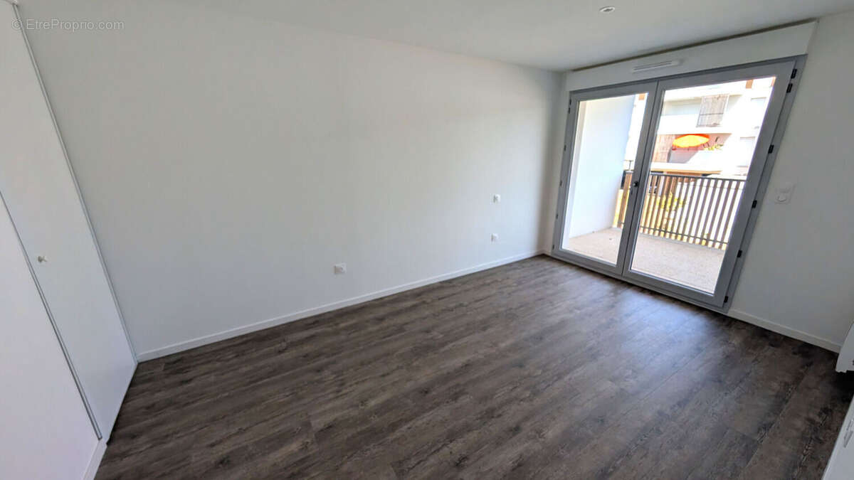 Trsè bel appartement T2  à Mont de Marsan de 43.29 m2 - photo 3