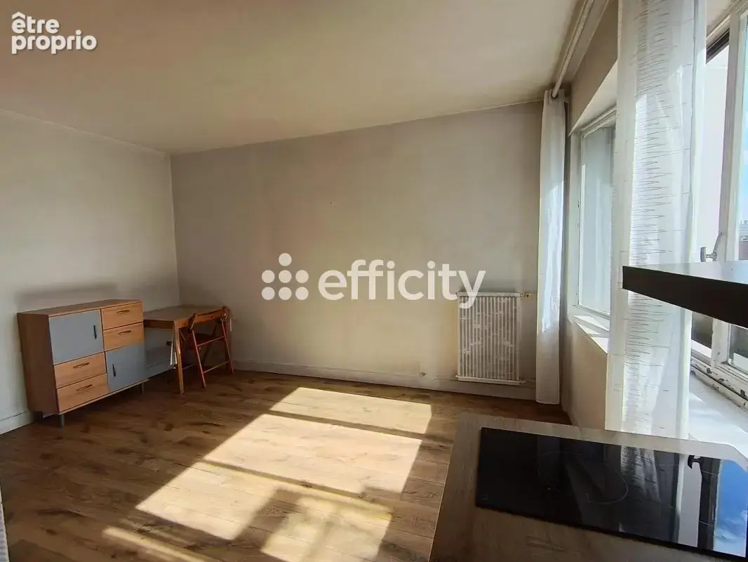 Appartement 1 pièce 33 m² · à Ivry-sur-Seine · 33 m² · 187 000 €